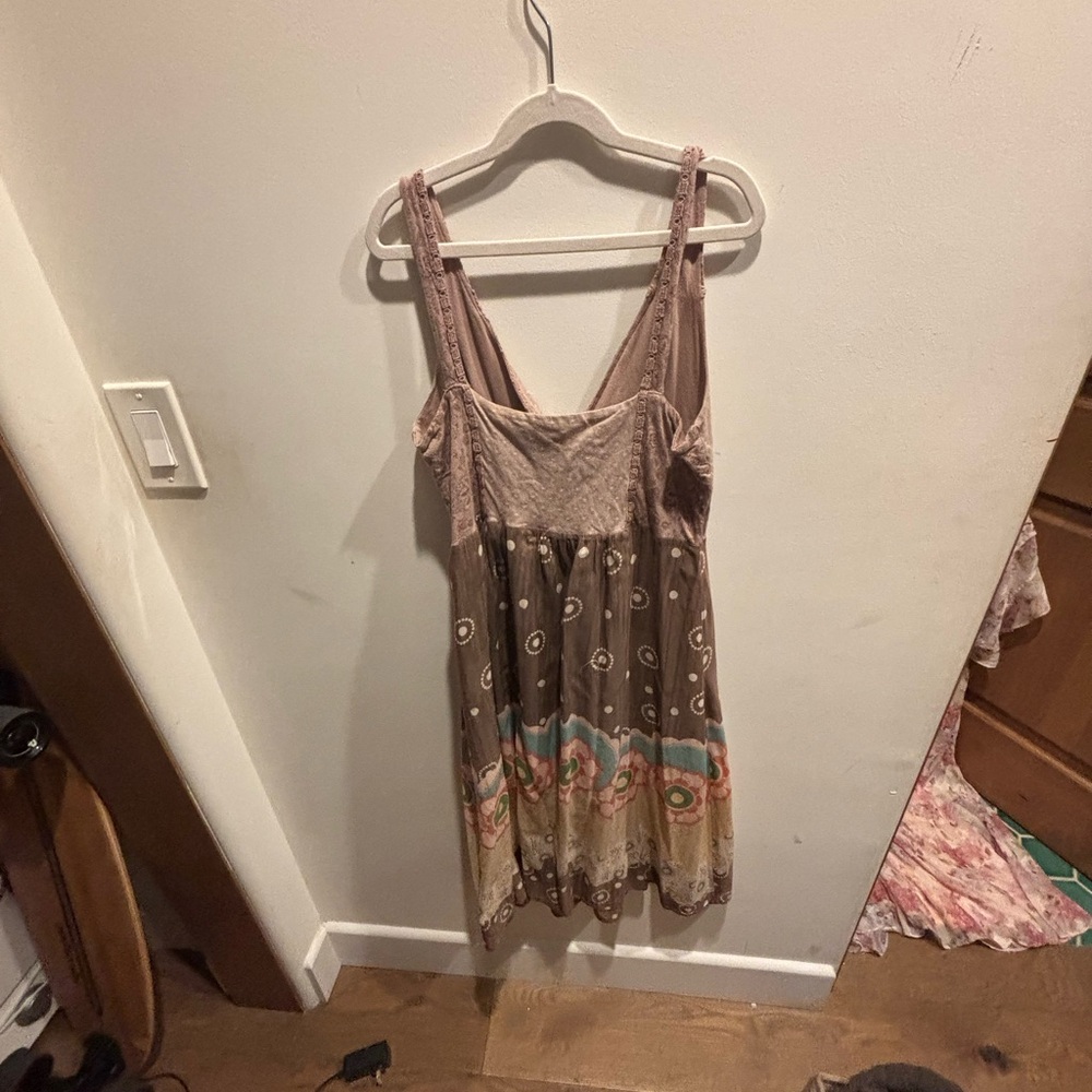 Brown and Tan Sleeveless Spaghetti Strap Sundress - Picture 2 of 2